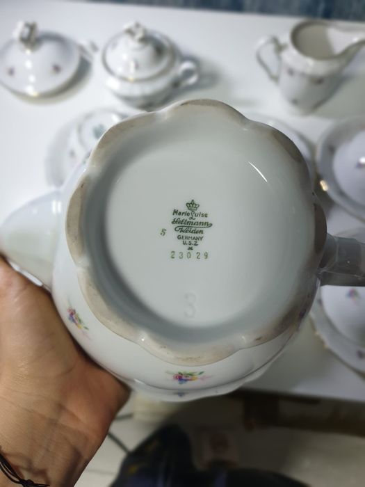 Set de boluri si cești porțelan