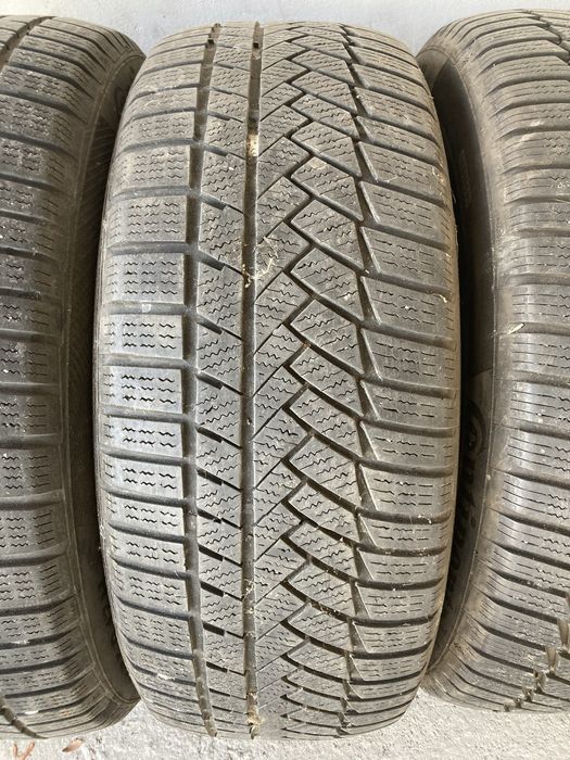 Гуми за кола 225-55-17