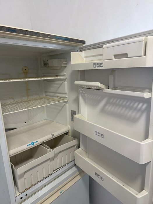 Продам холодильник