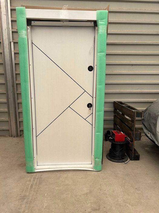 Входни врати НА СКЛАД