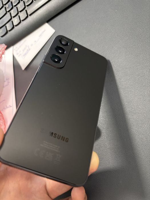 Samsung S22 estetitc impecabil