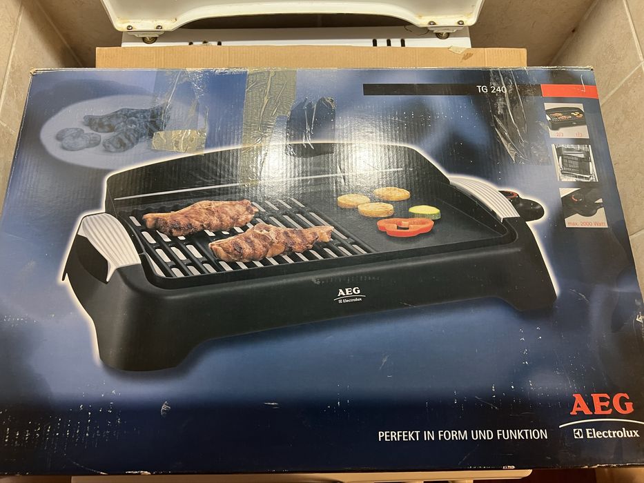 Електрическа скара AEG