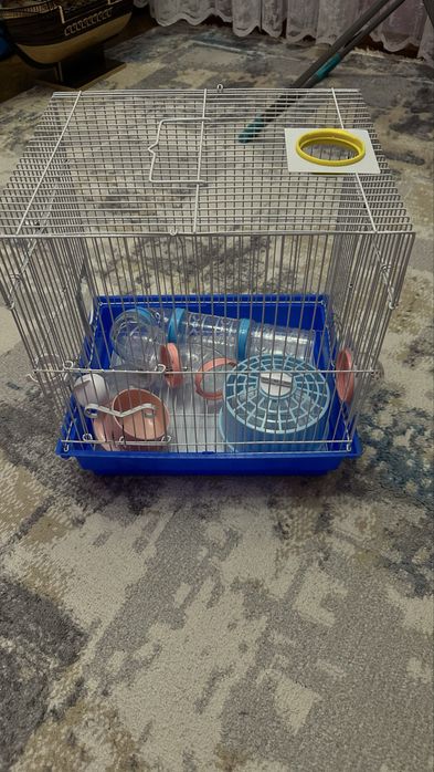 Продам клетку для хомяка