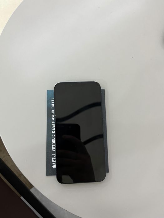Продаю iphone 14 plus sim