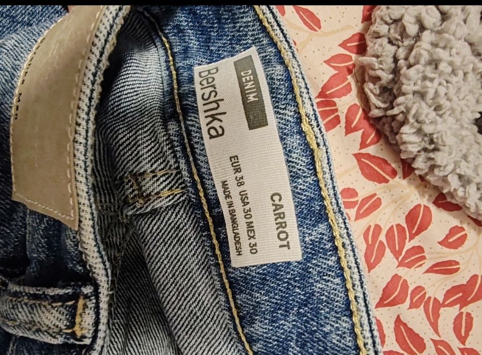 Blugi bărbați Bershka