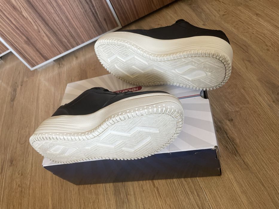 Маратонки Кецове Обувки Skechers GRAND 92 BE LIFTED