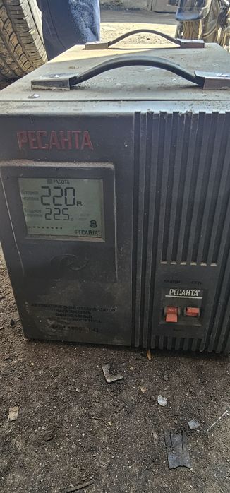 Стабилизатор напряжения