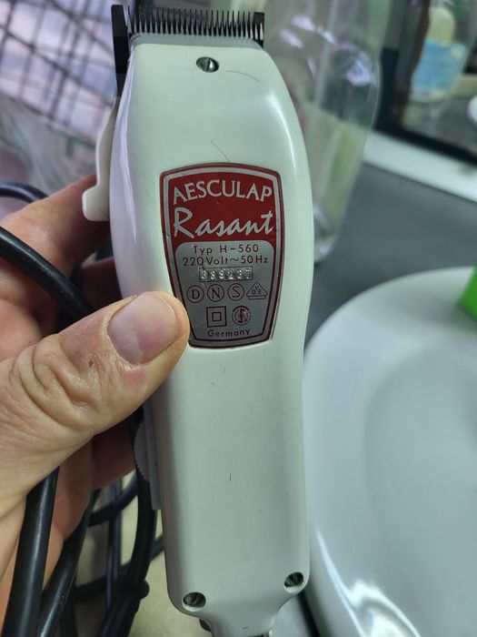 Masina tuns profesionala