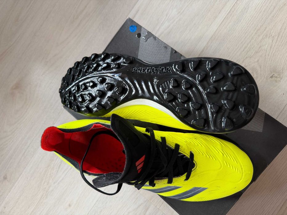 Стоножки Adidas Predator