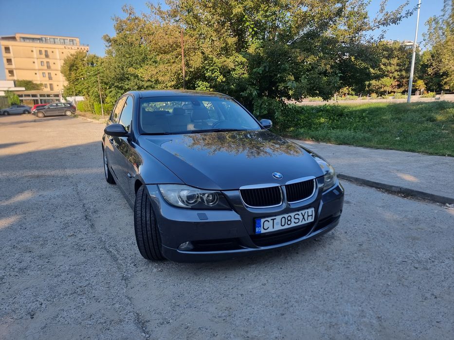 BMW seria 3 e90 318i benzina, 210.000 km