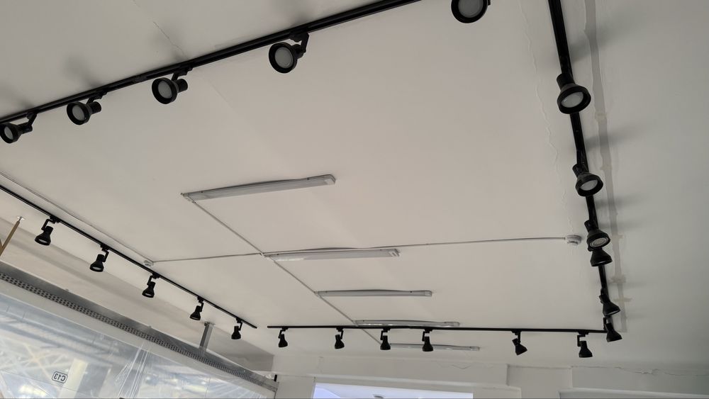 Продам освещение споты с рейкой