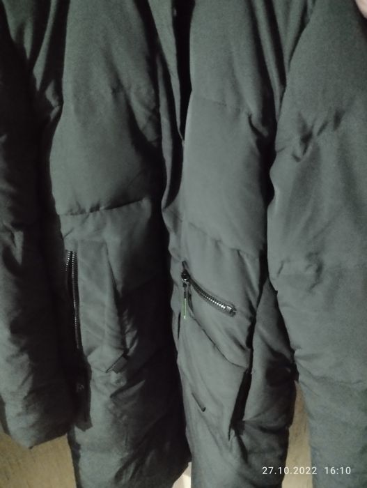 Продам пуховик размер 50