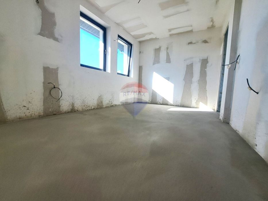 Двуетажна фамилна къща за продажба, с.Кичево, обл.Варна ЙГ