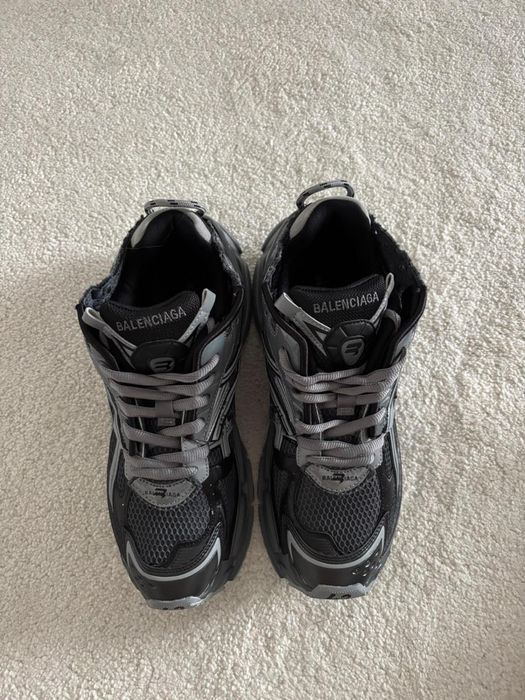 balenciaga runner