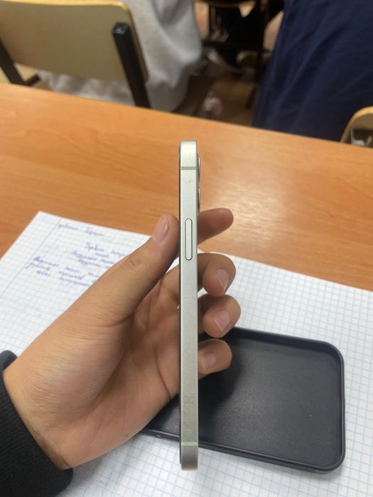 Продам айфон 12 64гб торг есть