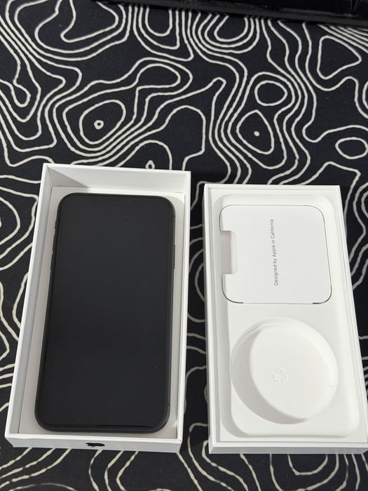 Telefon Iphone 11