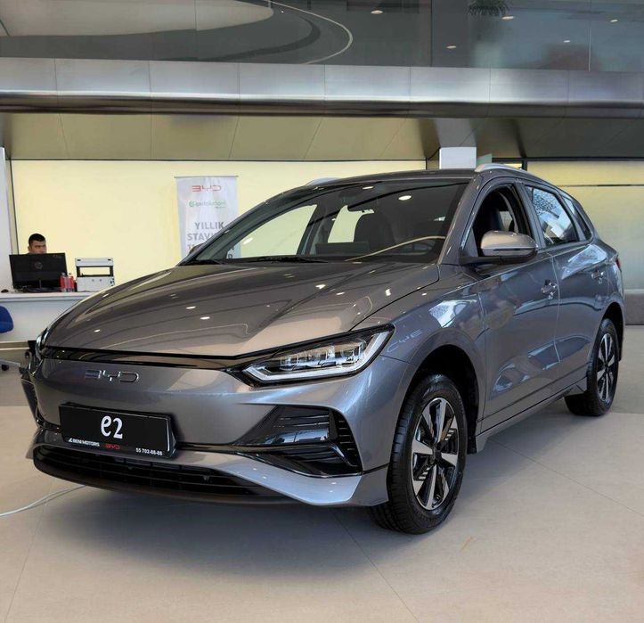 BYD e2 405 km электромобиль