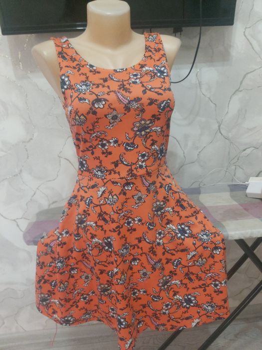 Топы футболи женские