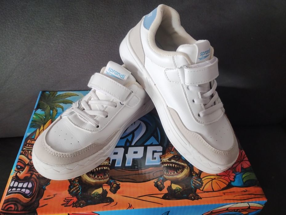 Лот маратонки (APG, Adidas, Sprandi), р-р 32