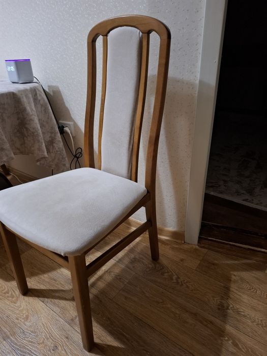 Продам стулья 4 шт