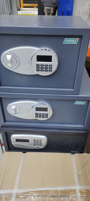 Продается сейфы китай
