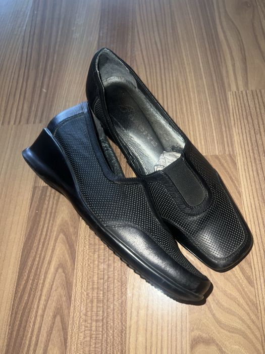 кожаные ботинки женские