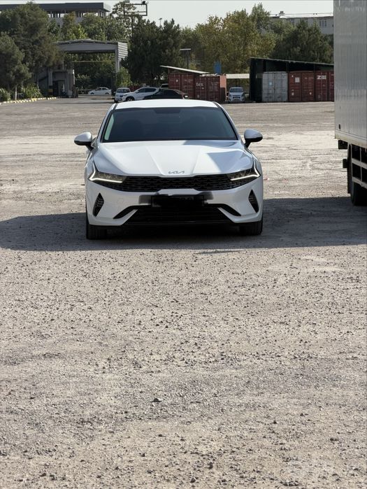 Продается свой автомобиль KIA K5