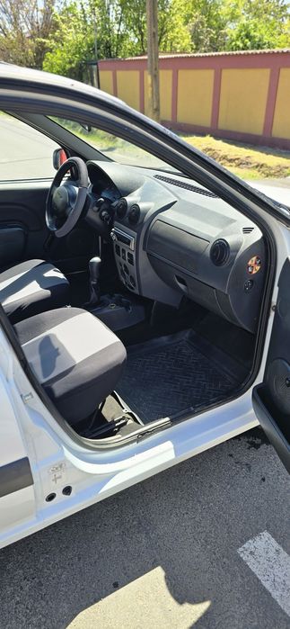Dacia logan pick-up / papuc/ 1.5dci /E4/ Ac