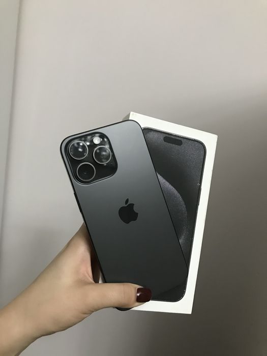 iPhone 15 Pro Max