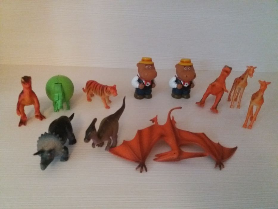 Животни за игра от пластмаса