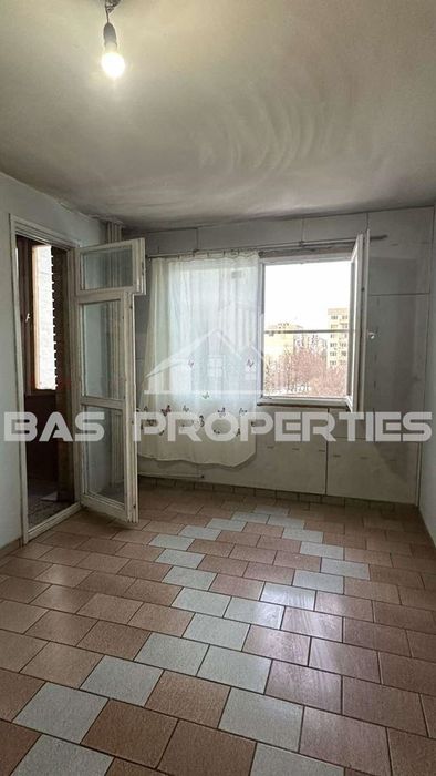 Продава се Тристаен апартамент в София, Люлин 3 - 90 кв.м за 1020 €/кв.м - Снимка #5