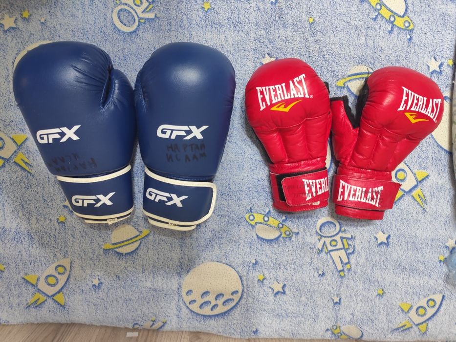 Шлема шингарты перчатки