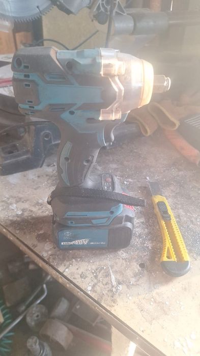 Продам гайковерт аккумуляторный