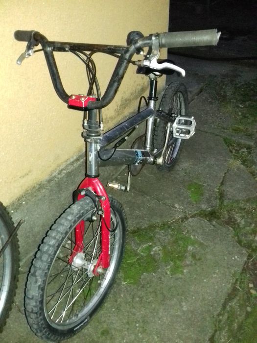 Bicicleta copii gata de plimbare