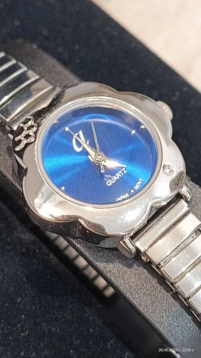 Дамски часовник гривна