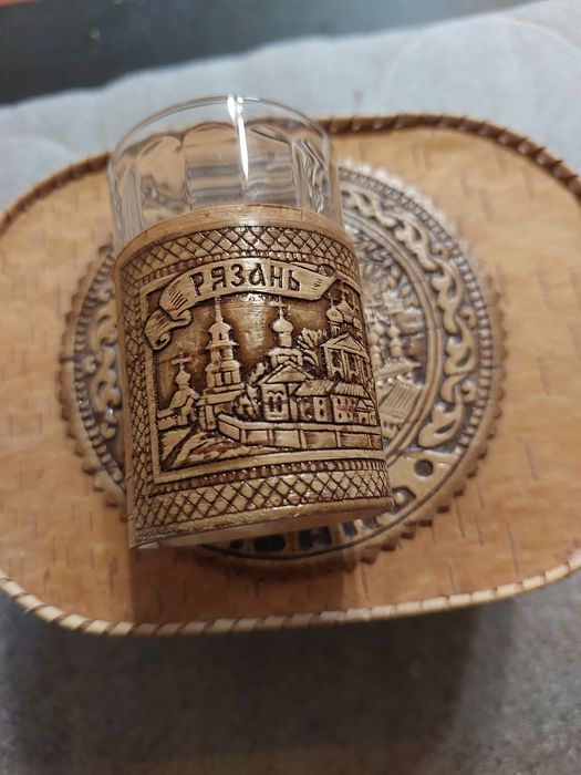 Набор стаканчиков, все натуральное. Очень хороший подарок. Та