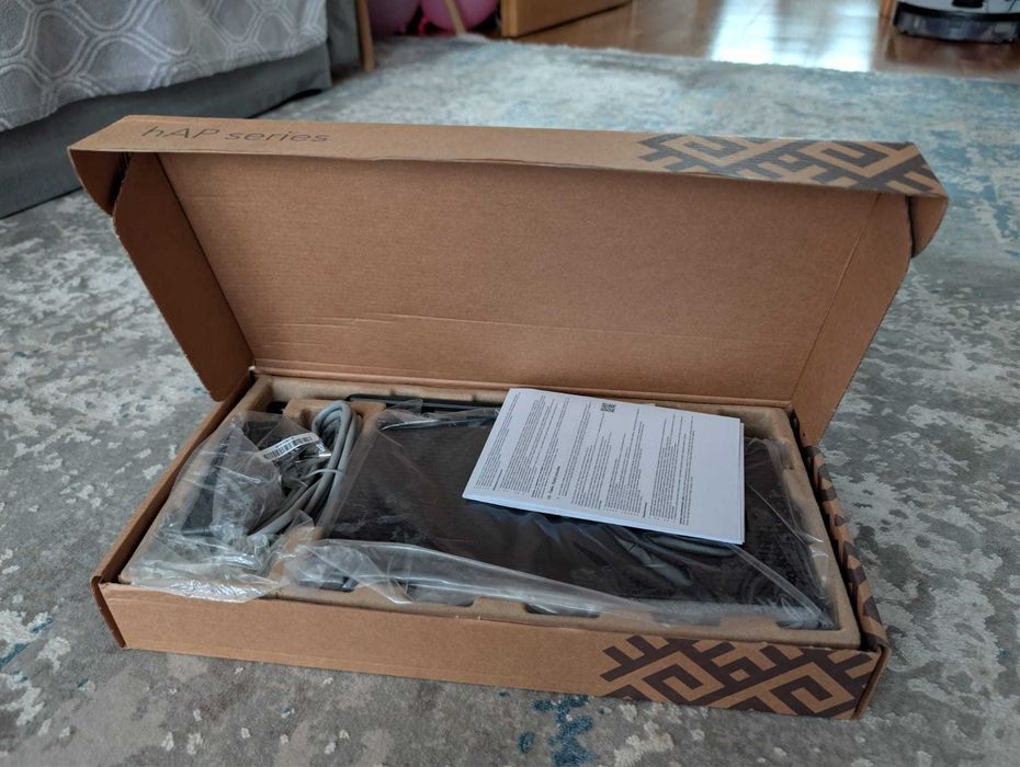 Router MikroTik hAP ac3 – Dual Band, Puternic, Ideal casă/birou