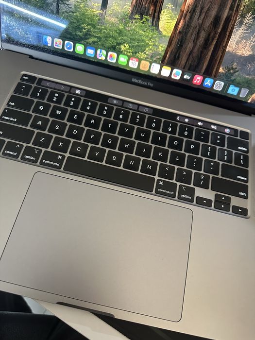 Macbook pro 16 inch 2019 i9 16 gb 1 tb ssd radeon pro 5500m