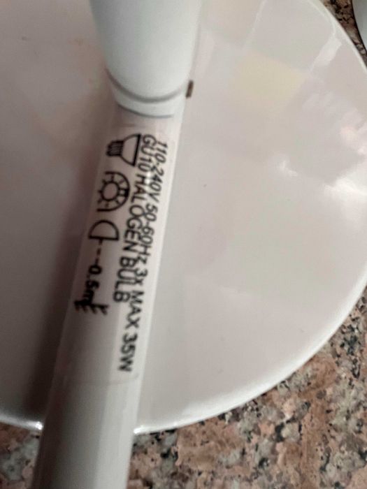 Vand 2 lampi Ikea pentru camere copii