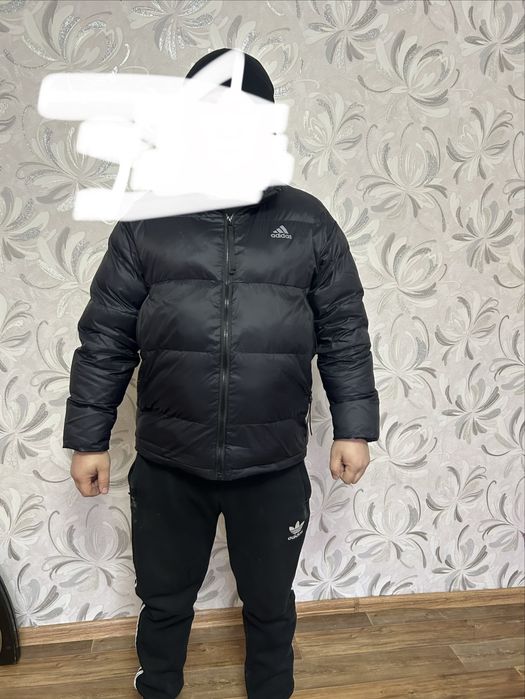Продам куртку адидас