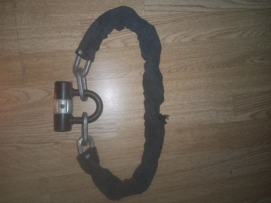 Цепь с замком для мопеда