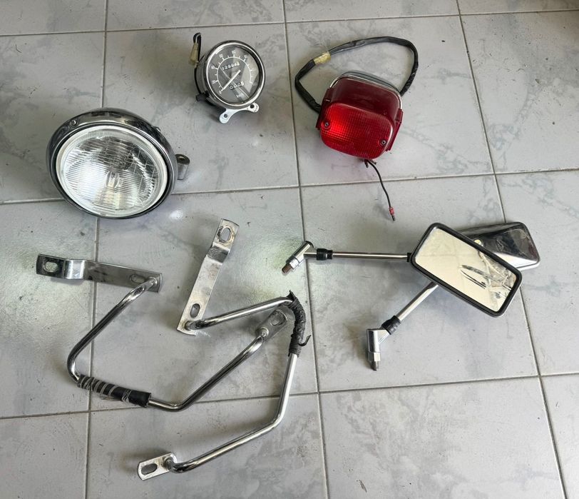 Yamaha XV Virago 125 / 250 / 535 оригинални части - фар, табло и др.