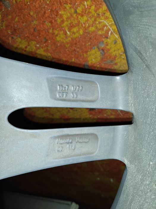 Jante de 19", 5x114.3 mm, Honda, 225/35R19 anvelope Yokohama