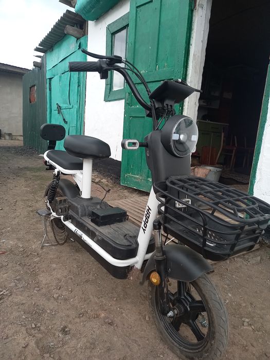 Продам скутер за 115000