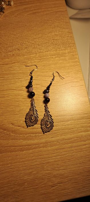 Лот: 7 чифта обеци, 2 висулки, 2 гривни и 1 колие