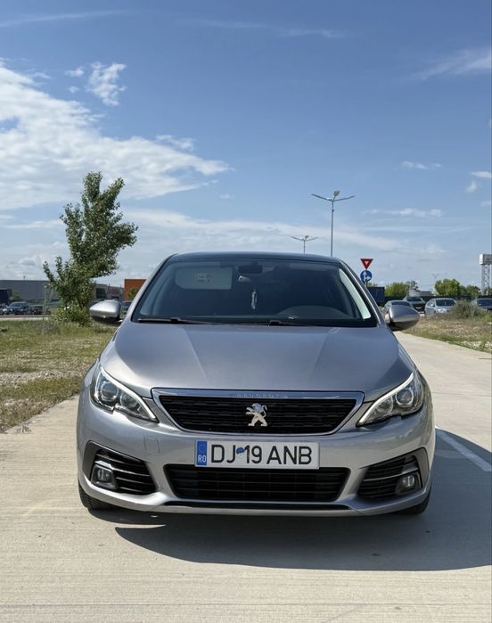 Peugeot 308 1.2 turbo 110cp