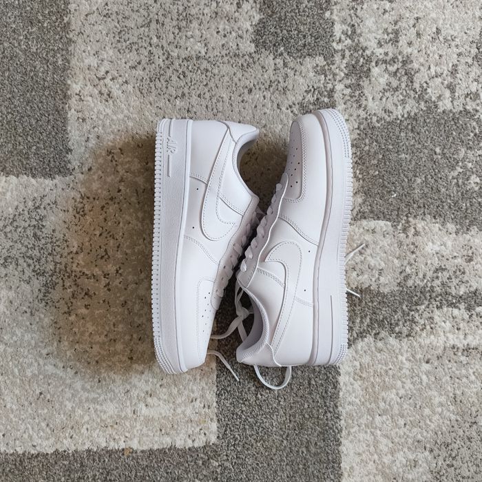 Papuci Air force 1 Albi ,mărimea 43 ,noi
