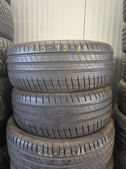 2 Броя 235/45/18 Michelin 6,8mm