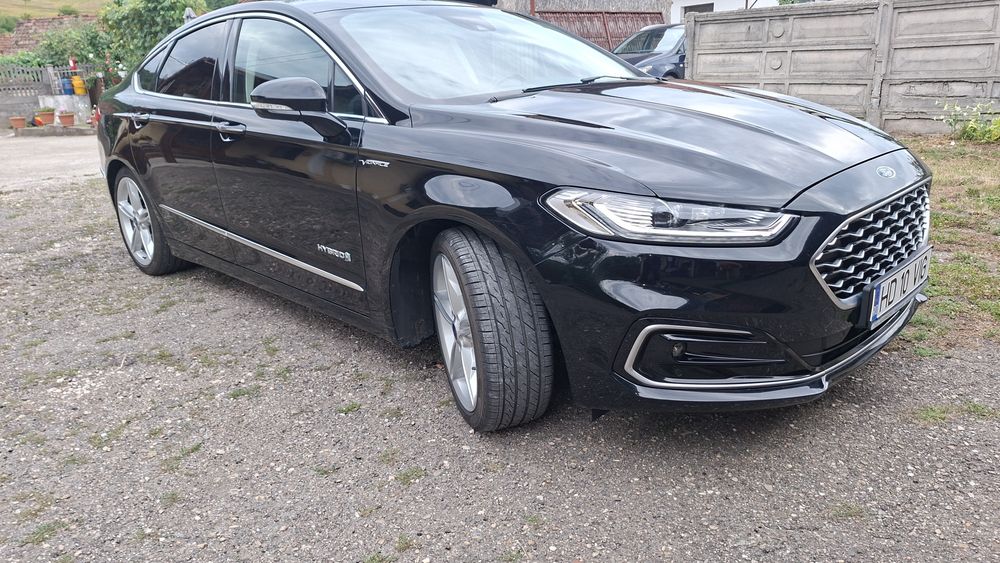Ford Mondeo VIgnale hibrid