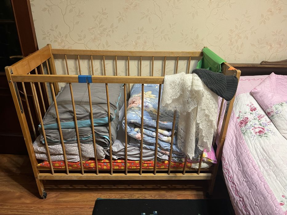 Детская кроватка